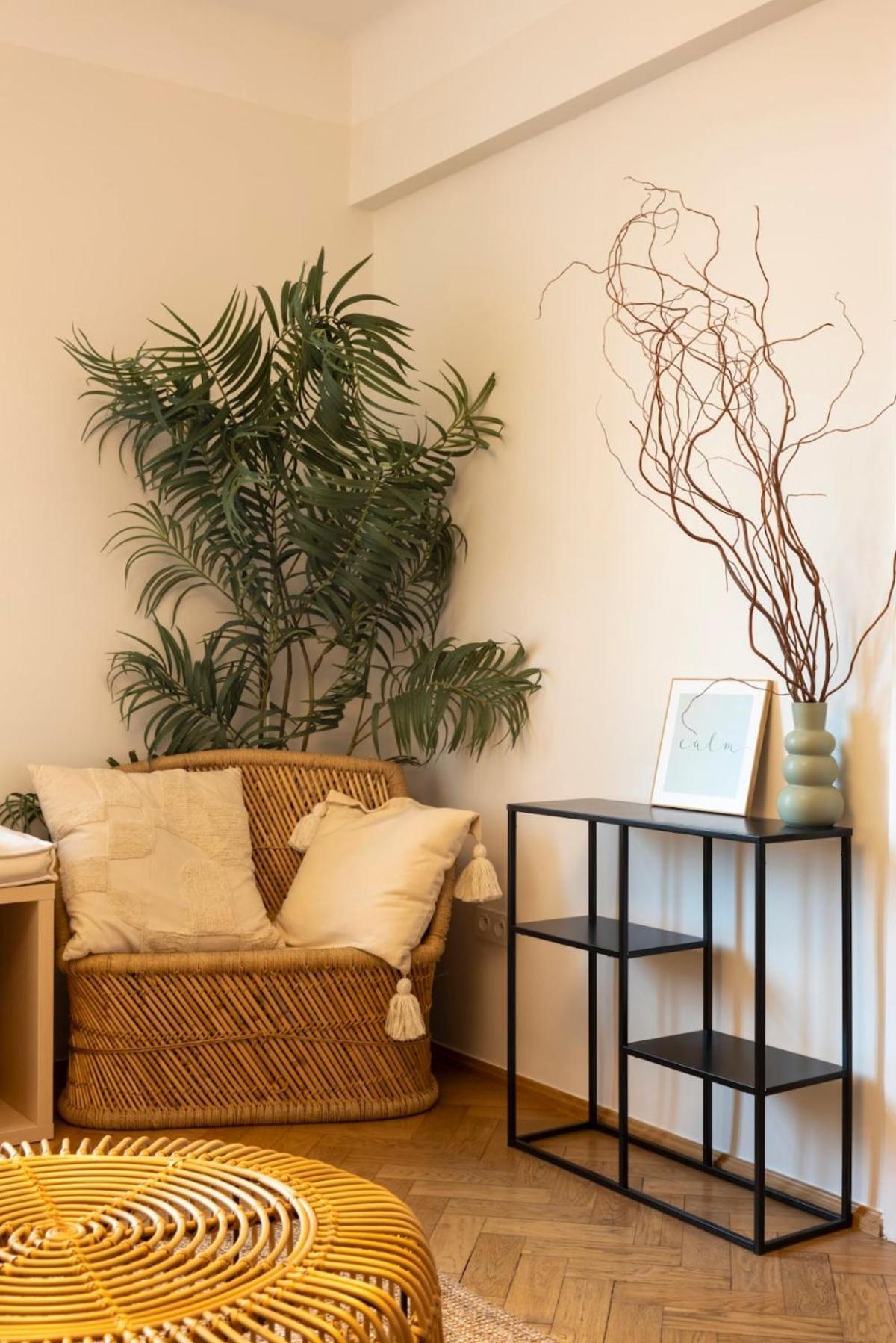 Riverside Harmony Apartment